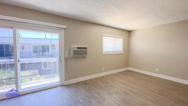 Foto del interior - Willow Glenn Apartments