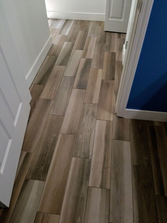 Foto del edificio - Little Italy 2bed Townhouse, Wait, how cut...