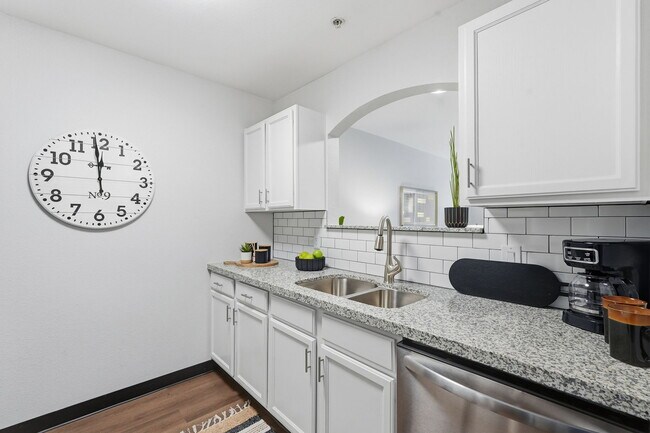 Foto del edificio - Granite Creek Apartments