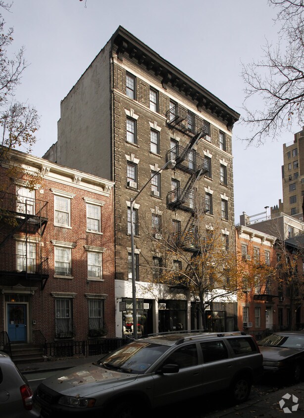 Foto del edificio - 19 Christopher St