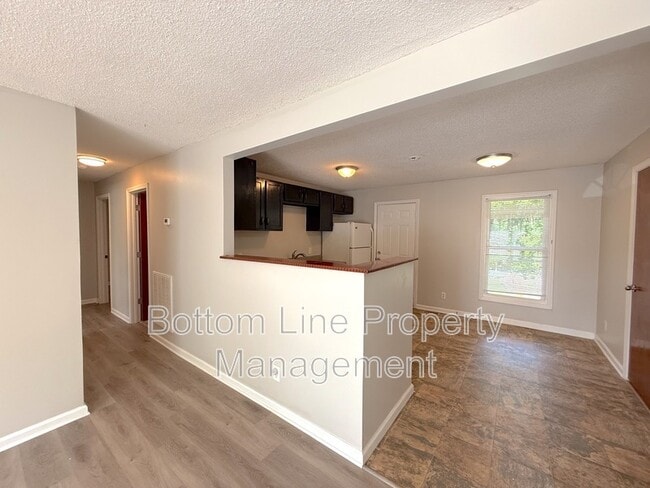 Building Photo - 409 Olin Dr