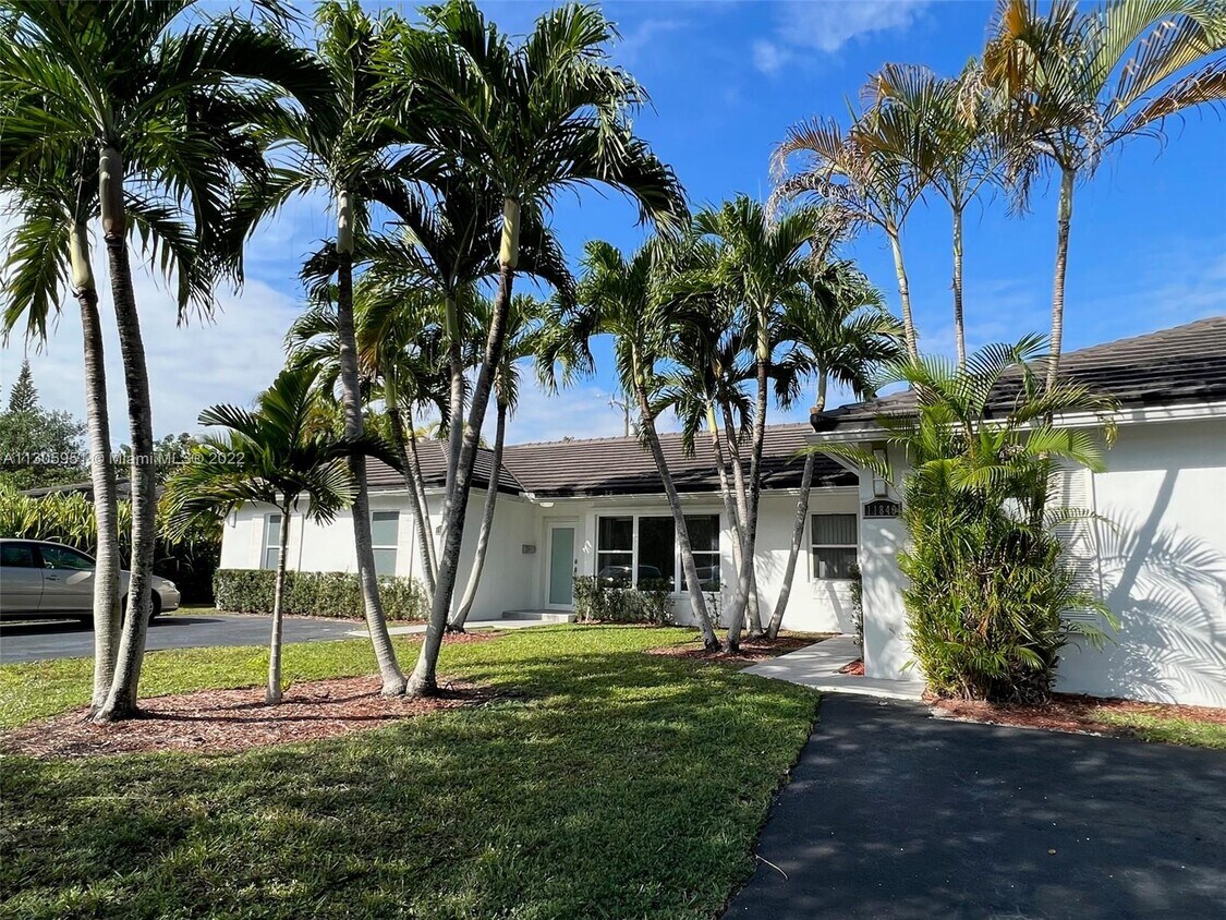 11840 SW 81st Rd, Pinecrest, FL 33156 House Rental in Pinecrest, FL