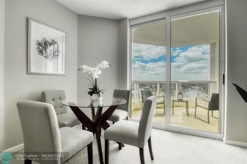Foto principal - 401 SW 4th Ave