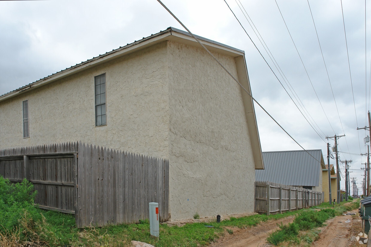 Building Photo - The Loft Apartments