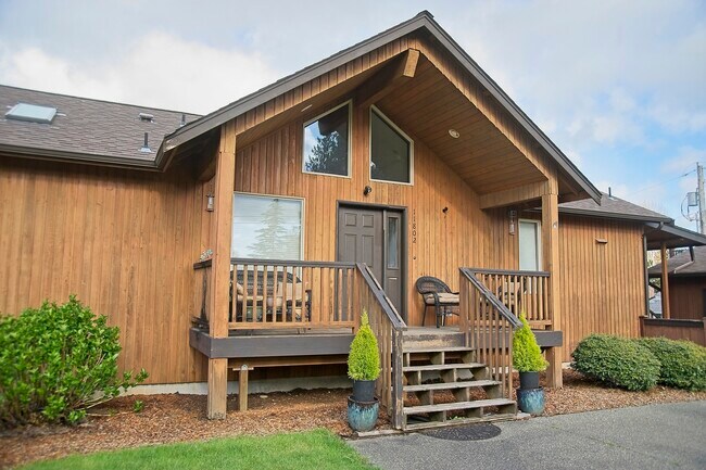 Foto del edificio - 11802 74th Ave E