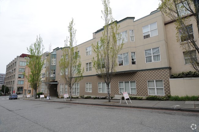Graham and Terry Apartments - Graham/Terry