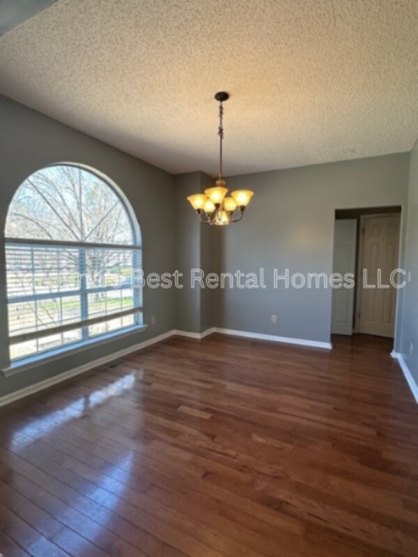 Foto del edificio - 108 Glen Eagle Cir