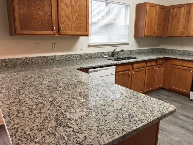 Foto del edificio - 1465 Leisure Lake Dr