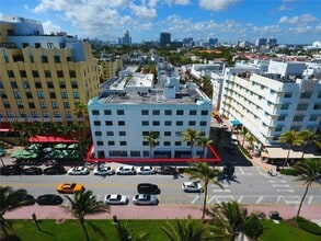 Building Photo - 1390 Ocean Dr