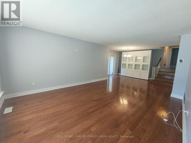 Photo du bâtiment - 82 Havenbrook Blvd