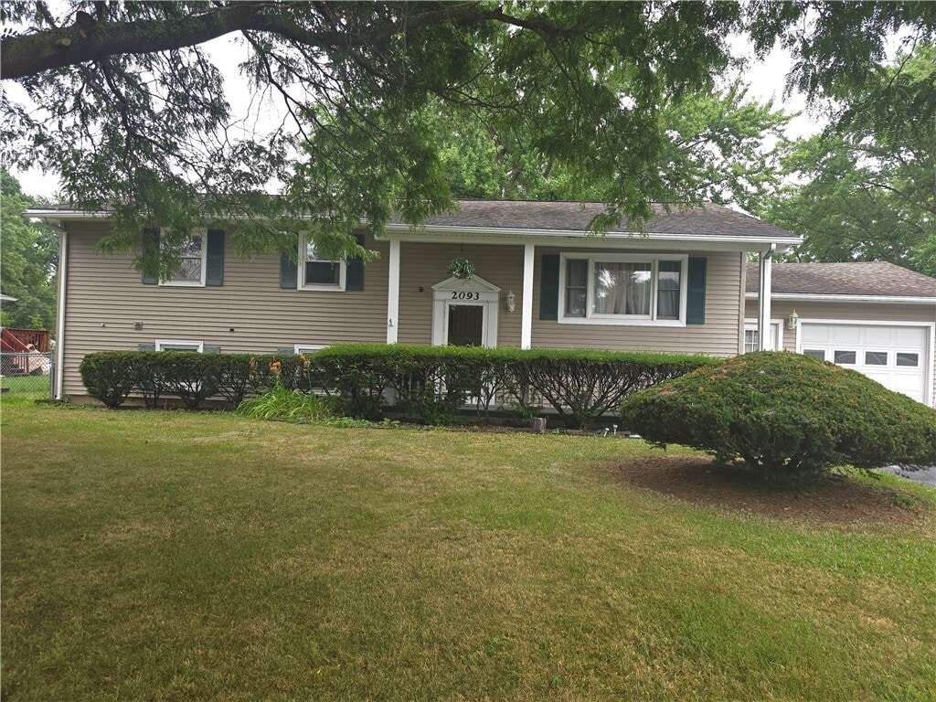 Primary Photo - 2093 Lehigh Station Rd