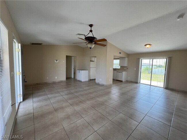 Foto del edificio - 530 NW 11th St