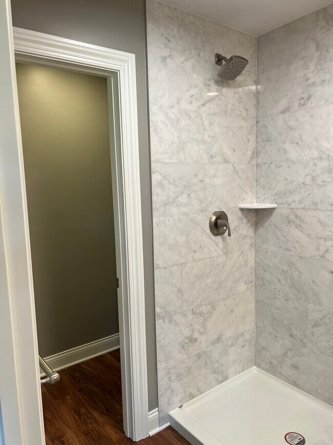 Building Photo - 5893 Leven Links Ct
