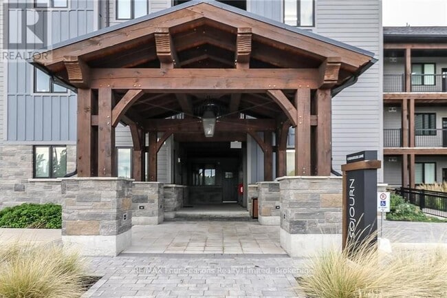 Building Photo - 12 Beausoleil Ln