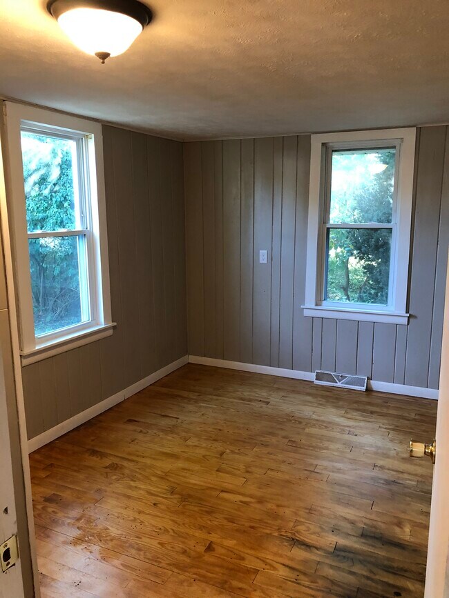 Dormitorio 3 - 1534 Lake St