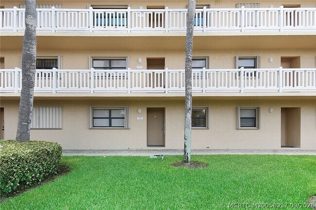 Foto del edificio - 10200 S Ocean Dr