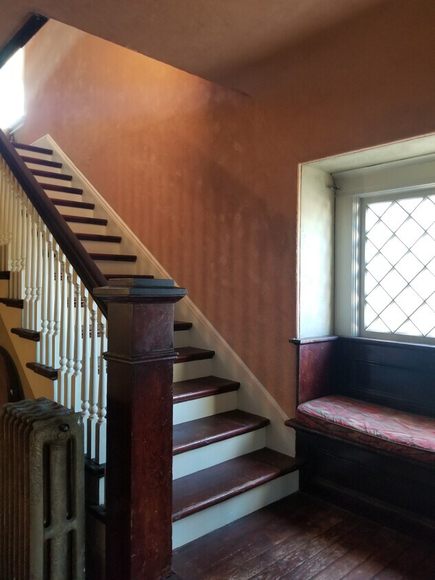 211 Santa Clara Ave Unit Apt. 2, Oakland, CA 94610 Apartments in