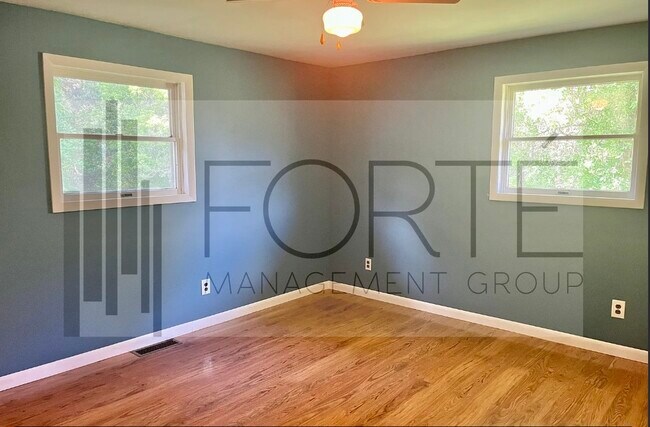 Foto del edificio - 27673 US-11