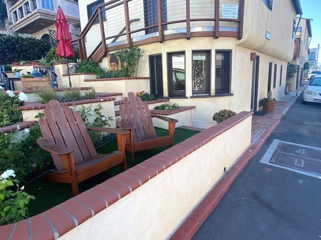 Primary Photo - Prime Manhattan Beach one bedroom unit one...