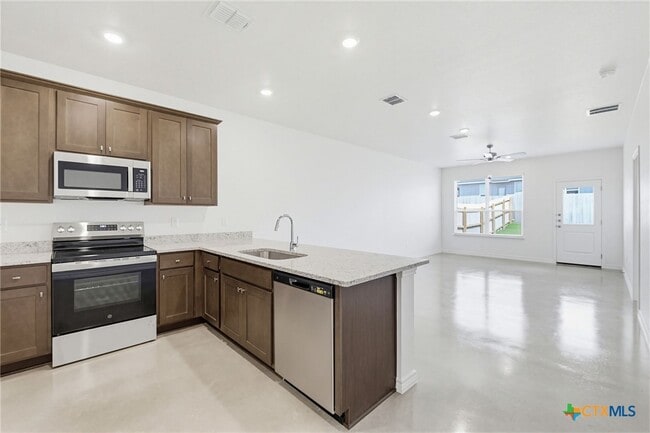 Building Photo - 3803 Sugar Hackberry Trl