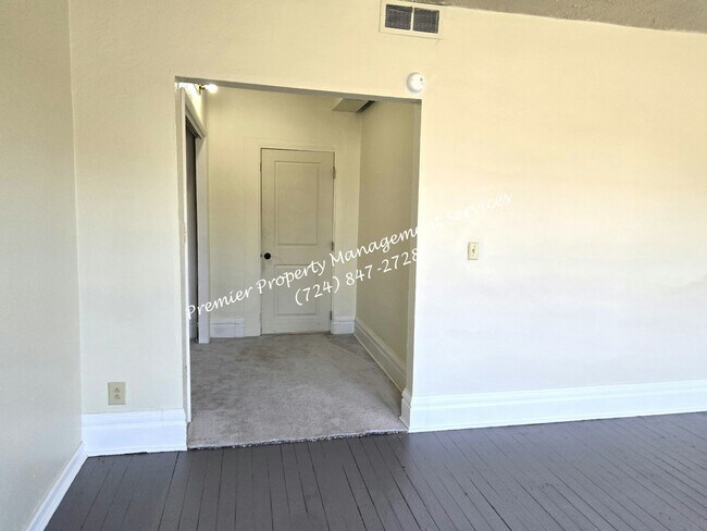 Foto del edificio - 1015 S Mill St