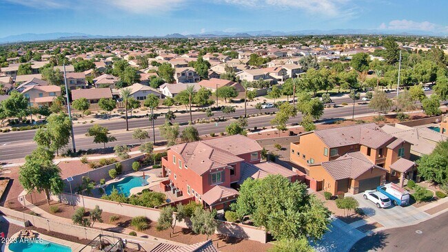 Foto del edificio - 8782 W Peppertree Ln