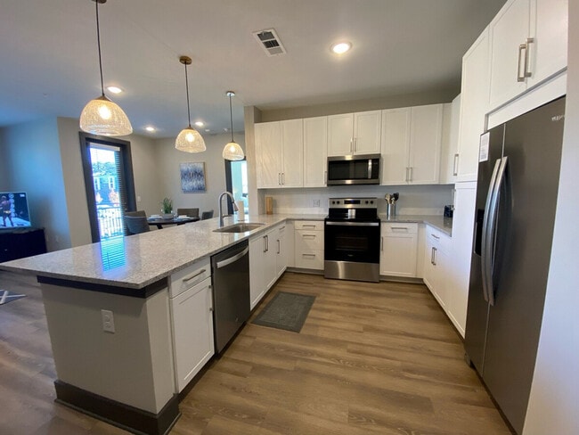 Building Photo - 98 Buford Dam Rd