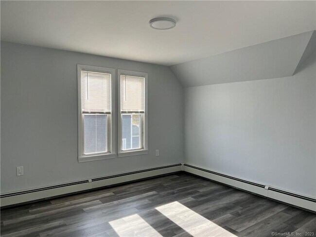 Foto del edificio - 32 Church St