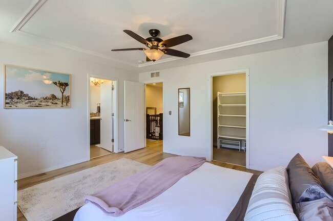 Photo - Spacious 2BDR Modern Townhome in Louisville