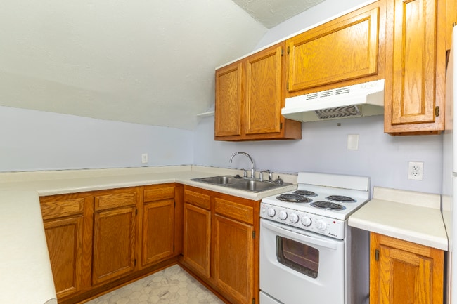 Building Photo - 6602 Ballard Ave