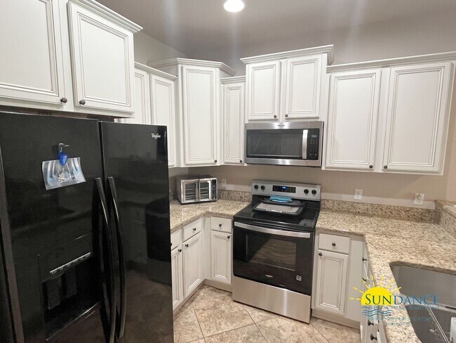 Building Photo - Great 3 Bedroom Townhouse in Navarre!