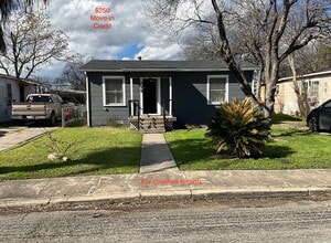 Building Photo - 719 Hearne Ave