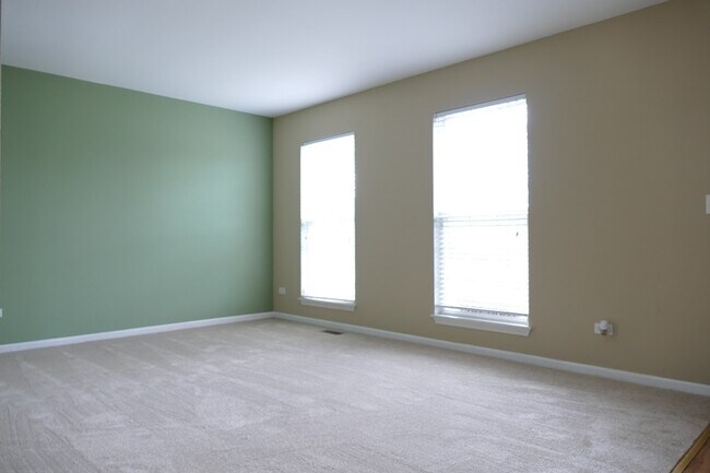 Foto del edificio - 2832 Skylane Dr