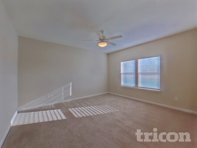 Foto del edificio - 10148 Pavnes Creek Dr