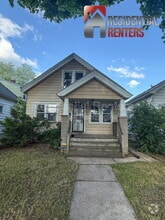 Building Photo - 5560 N 40th St