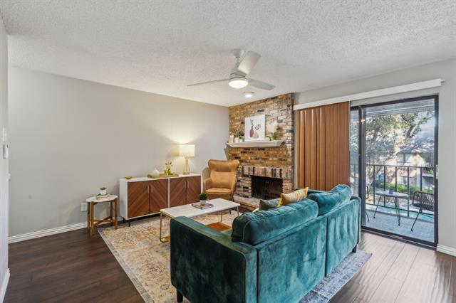 Foto del edificio - 15151 Berry Trail