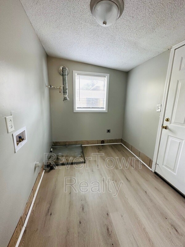 Foto del edificio - 3312 Woodrow St