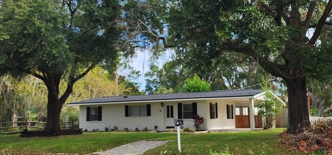 Building Photo - 211 Lena Vista Blvd