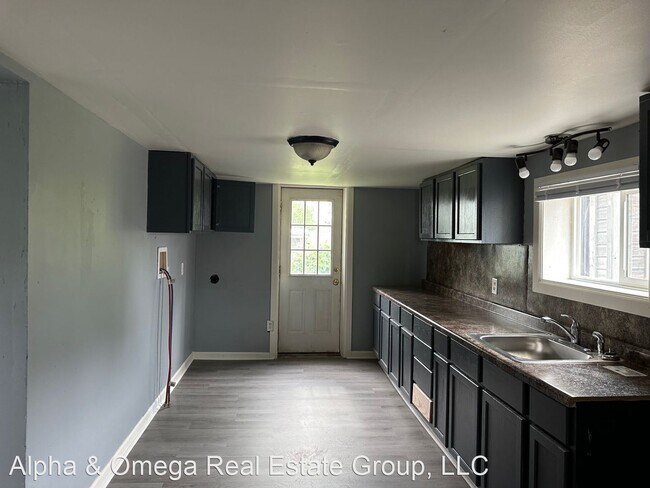 Building Photo - 3 br, 1.5 bath House - 464 McPherson St.