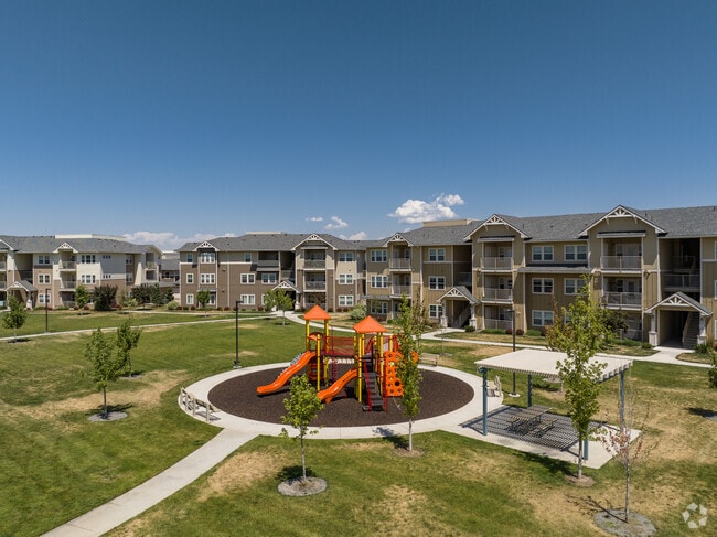 Building Photo - Prelude at Paramount