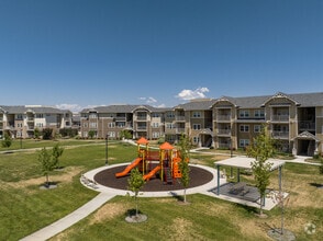 Building Photo - Prelude at Paramount