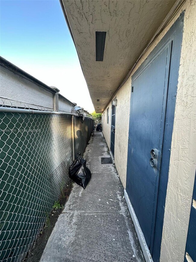 Building Photo - 13130 NW 30th Ave