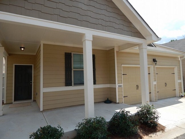 Building Photo - 3840 Humber Ct