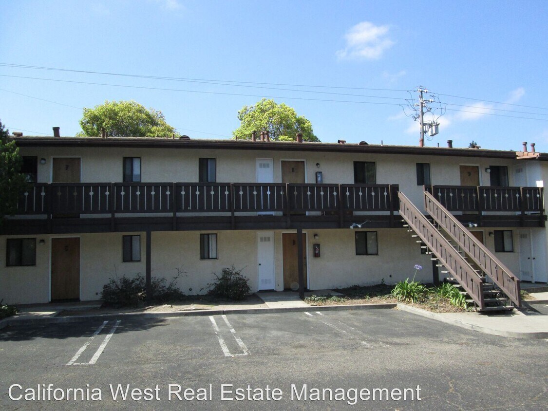 Primary Photo - 755 Santa Rosa St