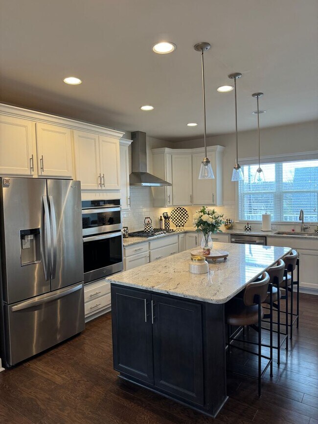 Building Photo - For Lease - Luxury Sedgefield Duet Townhom...