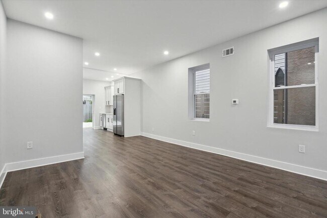 Foto del edificio - 2358 E York St