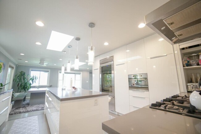 Foto del edificio - 2334 Clipper St