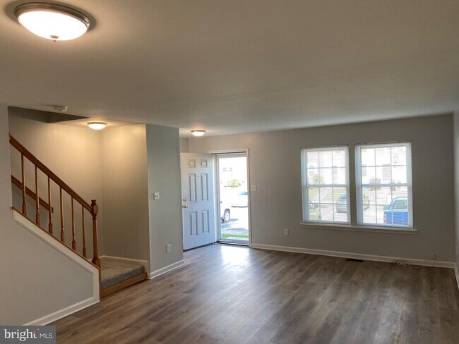 Building Photo - 1509 St Christopher Ct