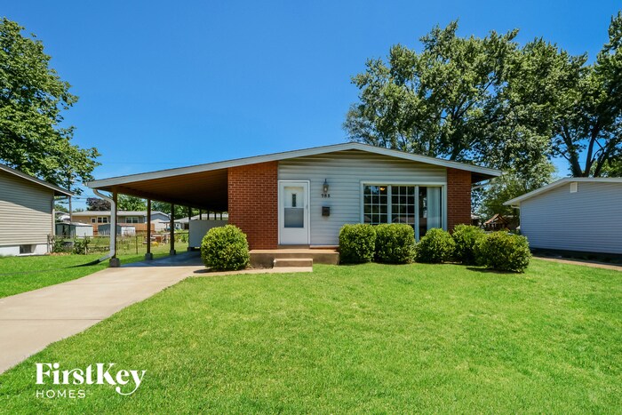 Primary Photo - 755 Gonzaga Ln