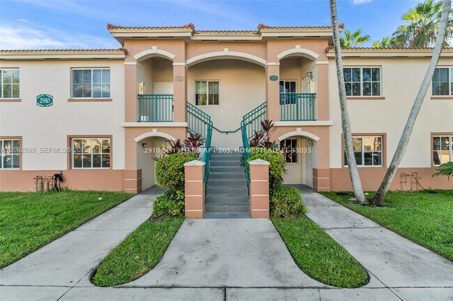 Foto del edificio - 2910 SE 13th Rd